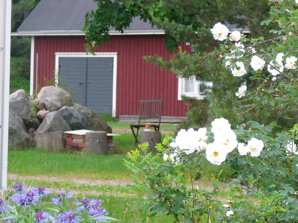 Levomäki Farm Cottages Ypaja Rum bild